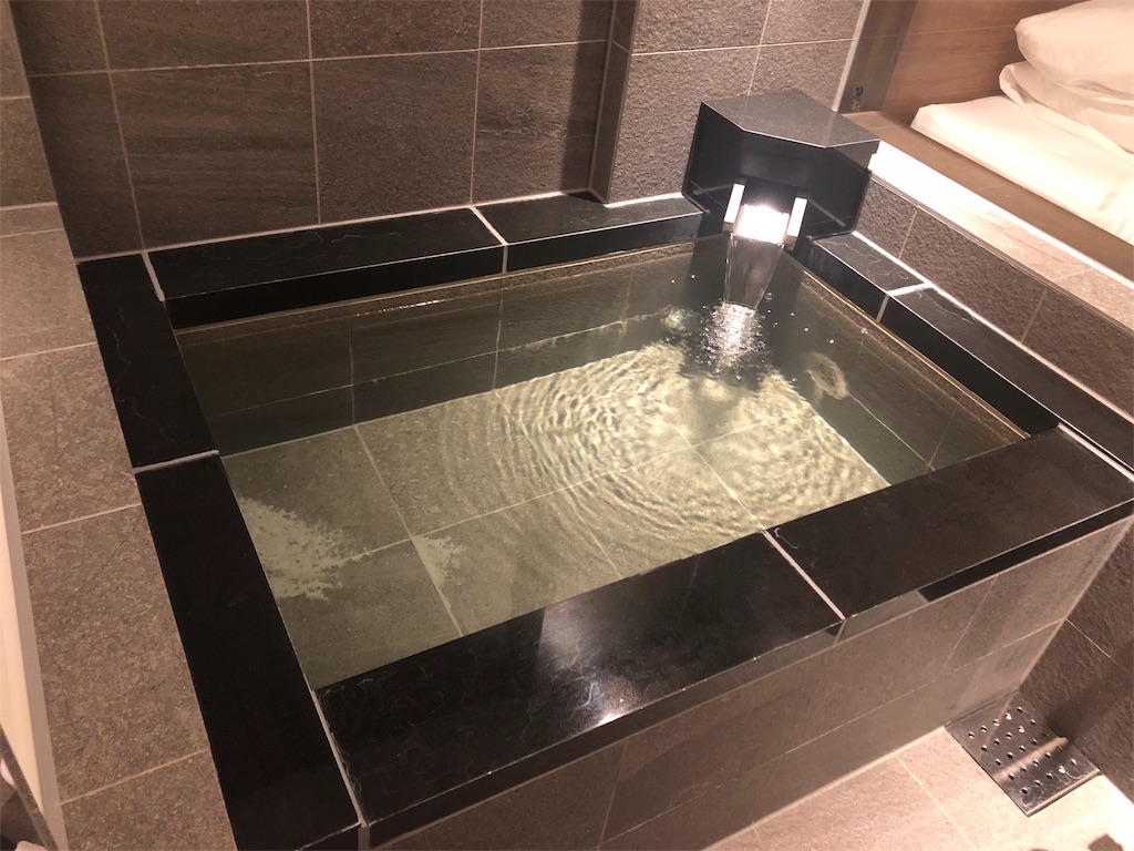 コートヤード・バイ・マリオット 白馬　口コミ　レビュー　朝食　子供添い寝　ラウンジ　温泉付きプレミアムツイン　宿泊記　SPGアメックス　特典