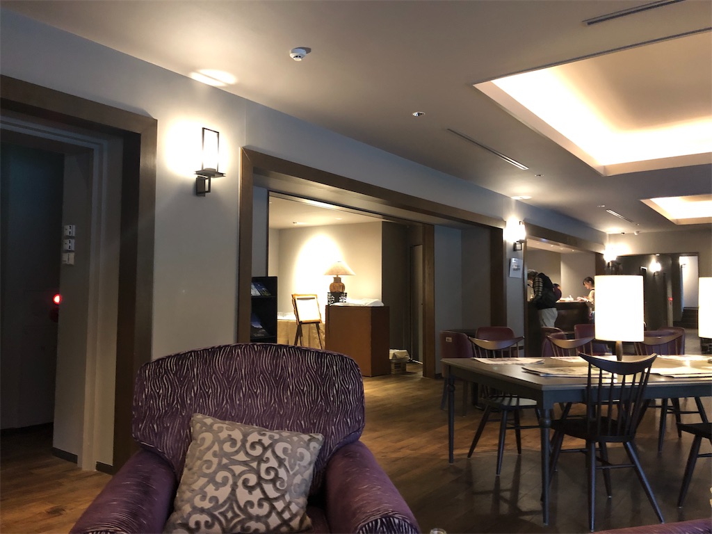 コートヤード・バイ・マリオット 白馬　口コミ　レビュー　朝食　子供添い寝　ラウンジ　温泉付きプレミアムツイン　宿泊記　SPGアメックス　特典