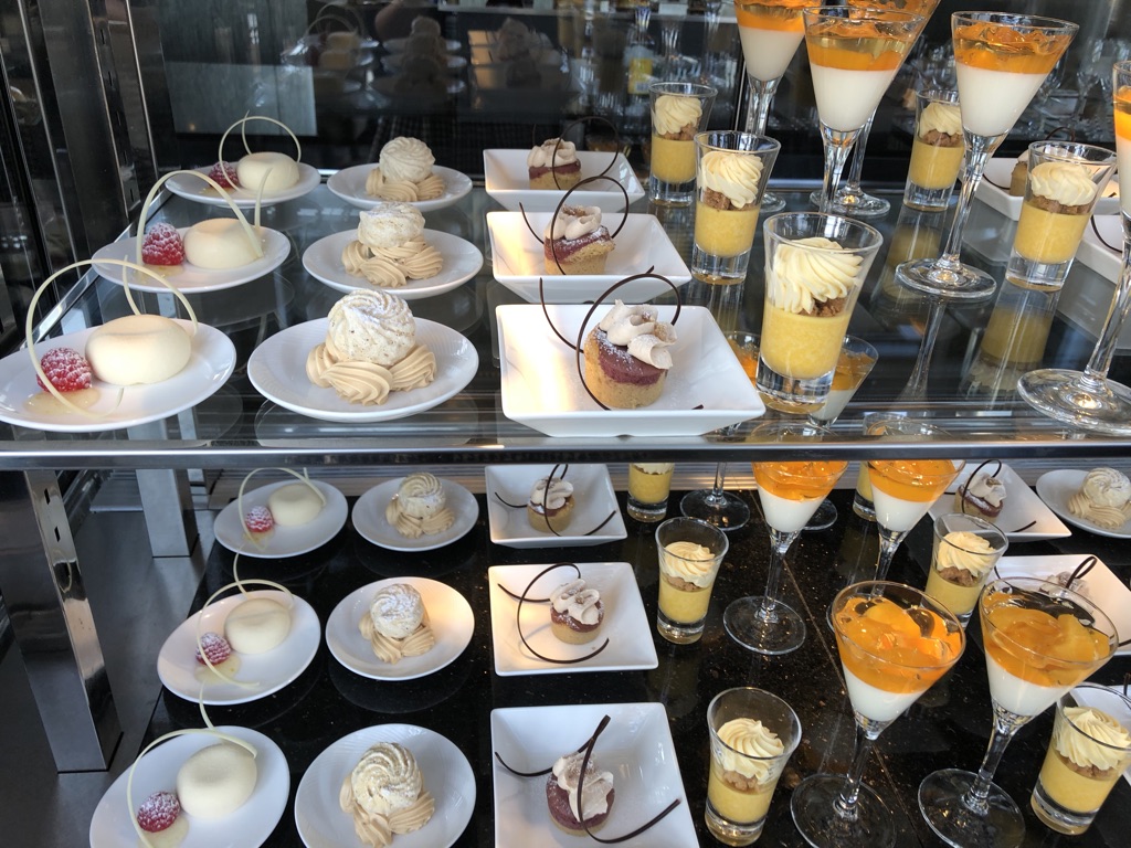 名古屋マリオットアソシアホテル コンシェルジュレベルルーム 宿泊記 リニューアル クラブラウンジ 朝食　口コミ　レビュー　添い寝子供　無料