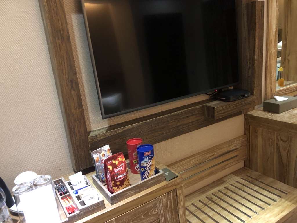 モルディブ　Samann Grand　サマングランド　宿泊記　口コミ　評価　朝食　レイトチェックアウト　周辺観光　無料送迎