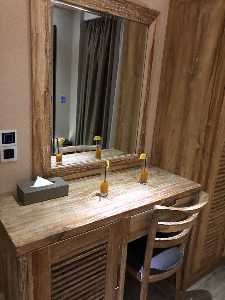 モルディブ　Samann Grand　サマングランド　宿泊記　口コミ　評価　朝食　レイトチェックアウト　周辺観光　無料送迎