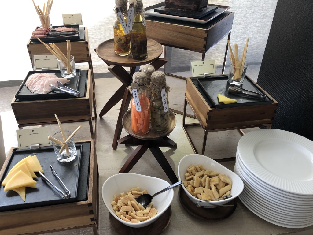 モルディブ　Samann Grand　サマングランド　宿泊記　口コミ　評価　朝食　レイトチェックアウト　周辺観光　無料送迎