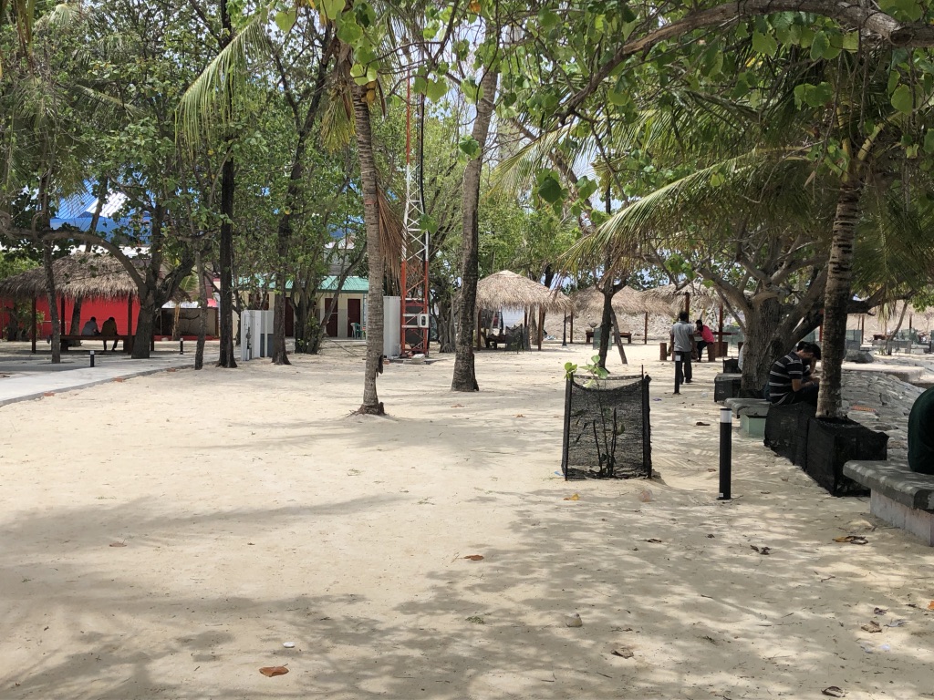 モルディブ　Samann Grand　サマングランド　宿泊記　口コミ　評価　朝食　レイトチェックアウト　周辺観光　無料送迎