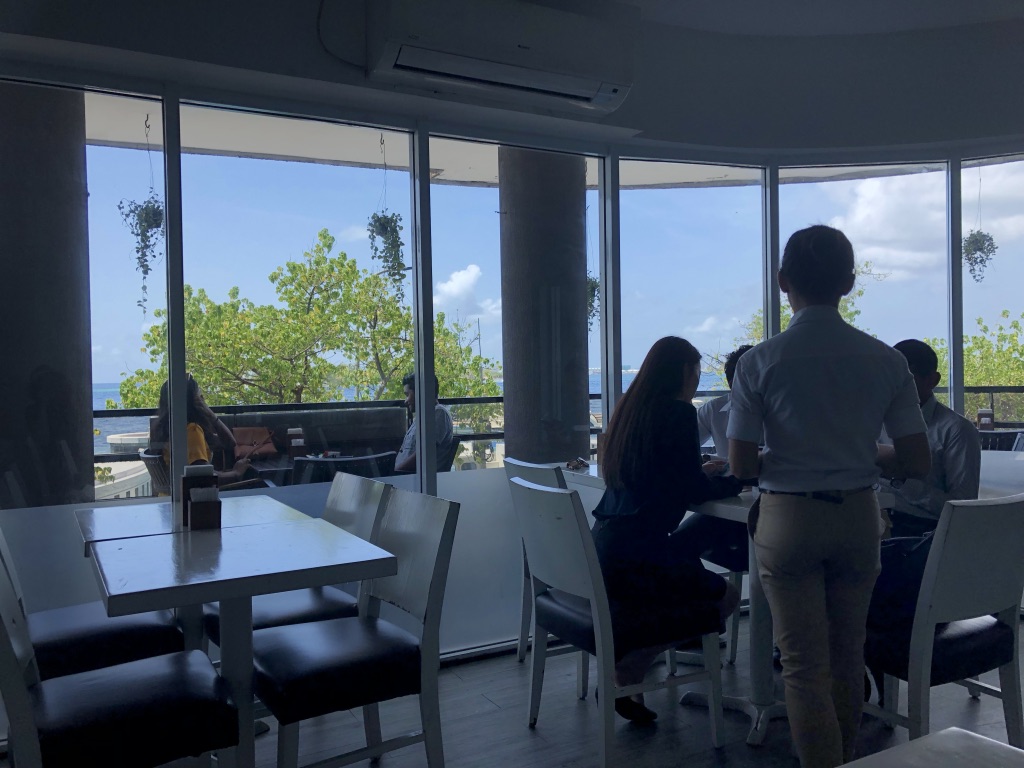 モルディブのローカル島マレで行きたいレストランカフェはここ!オシャレなお店が意外に多くてびっくりしました 33 モルディブ ローカル島 マレ レストラン カフェ アイスクリーム オススメ 口コミ