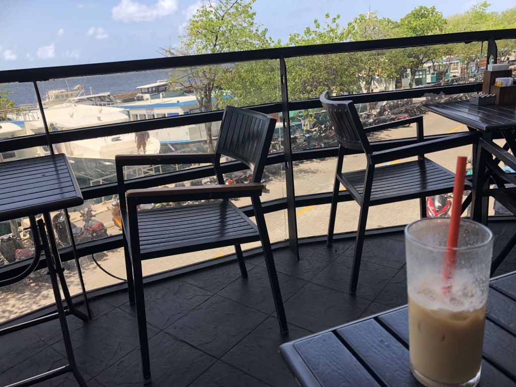 モルディブのローカル島マレで行きたいレストランカフェはここ!オシャレなお店が意外に多くてびっくりしました 38 モルディブ ローカル島 マレ レストラン カフェ アイスクリーム オススメ 口コミ