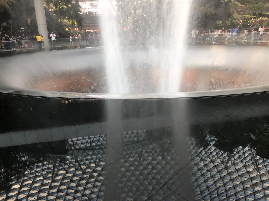 シンガポールチャンギ空港直結大型モールJewel(ジュエル)で買えるバラマキ土産10選 57 シンガポール チャンギ空港直結 大型モール Jewel ジュエル バラマキ 土産 オススメ レストラン タピオカ 人気