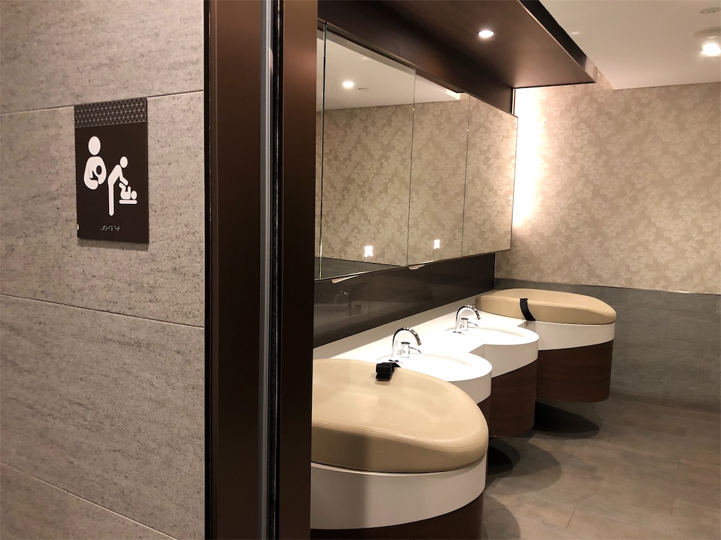 シンガポールチャンギ空港直結大型モールJewel(ジュエル)で買えるバラマキ土産10選 45 シンガポール チャンギ空港直結 大型モール Jewel ジュエル バラマキ 土産 オススメ レストラン タピオカ 人気