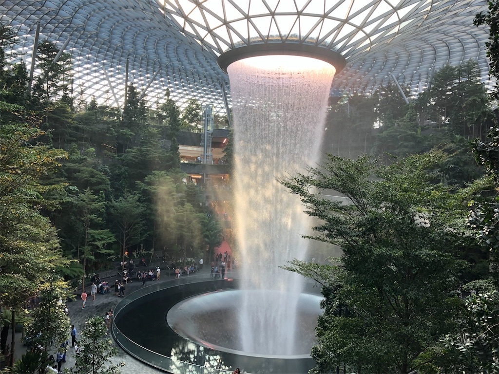 シンガポールチャンギ空港直結大型モールJewel(ジュエル)で買えるバラマキ土産10選 54 シンガポール チャンギ空港直結 大型モール Jewel ジュエル バラマキ 土産 オススメ レストラン タピオカ 人気