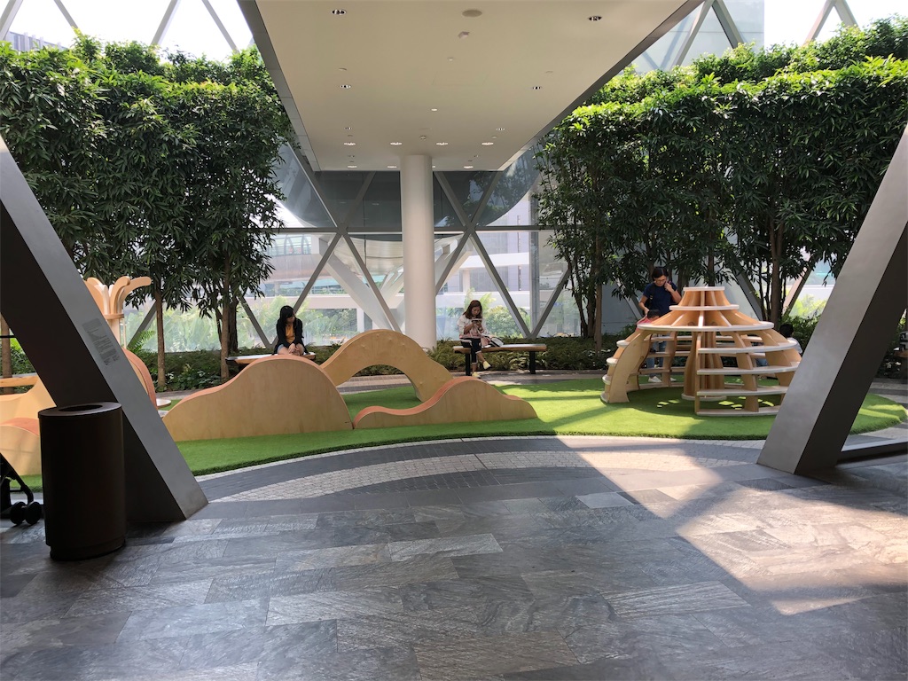 シンガポールチャンギ空港直結大型モールJewel(ジュエル)で買えるバラマキ土産10選 44 シンガポール チャンギ空港直結 大型モール Jewel ジュエル バラマキ 土産 オススメ レストラン タピオカ 人気