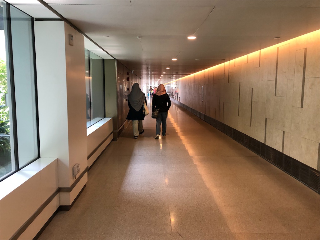 シンガポールチャンギ空港直結大型モールJewel(ジュエル)がスゴイ!空港からジュエルまでの行き方、何分で行ける?荷物預かり所はある?Wi-Fi環境は? 10 シンガポールチャンギ空港 Jewel(ジュエル)行き方 何分で行ける? 荷物預かり アーリーチェックイン Wi-Fi環境