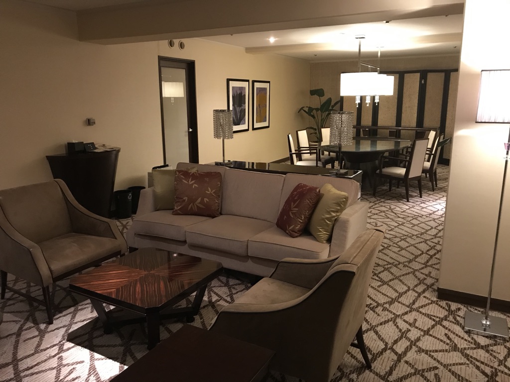 【シェラトン都ホテル大阪】インペリアルスイートに泊まって来ました!SPGアメックスを持ってるとこんなにお得! 4 シェラトン都ホテル大阪 インペリアルスイート 宿泊記 SPGアメックス 特典 アップグレード