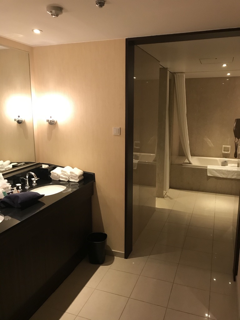 【シェラトン都ホテル大阪】インペリアルスイートに泊まって来ました!SPGアメックスを持ってるとこんなにお得! 17 シェラトン都ホテル大阪 インペリアルスイート 宿泊記 SPGアメックス 特典 アップグレード