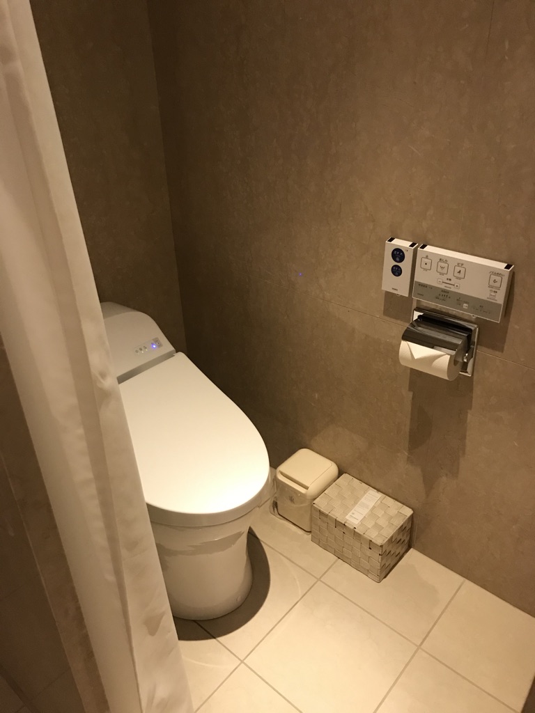 【シェラトン都ホテル大阪】インペリアルスイートに泊まって来ました!SPGアメックスを持ってるとこんなにお得! 22 シェラトン都ホテル大阪 インペリアルスイート 宿泊記 SPGアメックス 特典 アップグレード