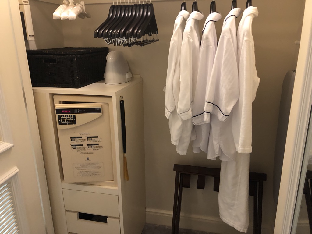 ザ・リッツ・カールトン大阪　クラブスーペリア　宿泊　朝食　ジム　プール　SPGアメックス　特典　無料宿泊　口コミ　レビュー