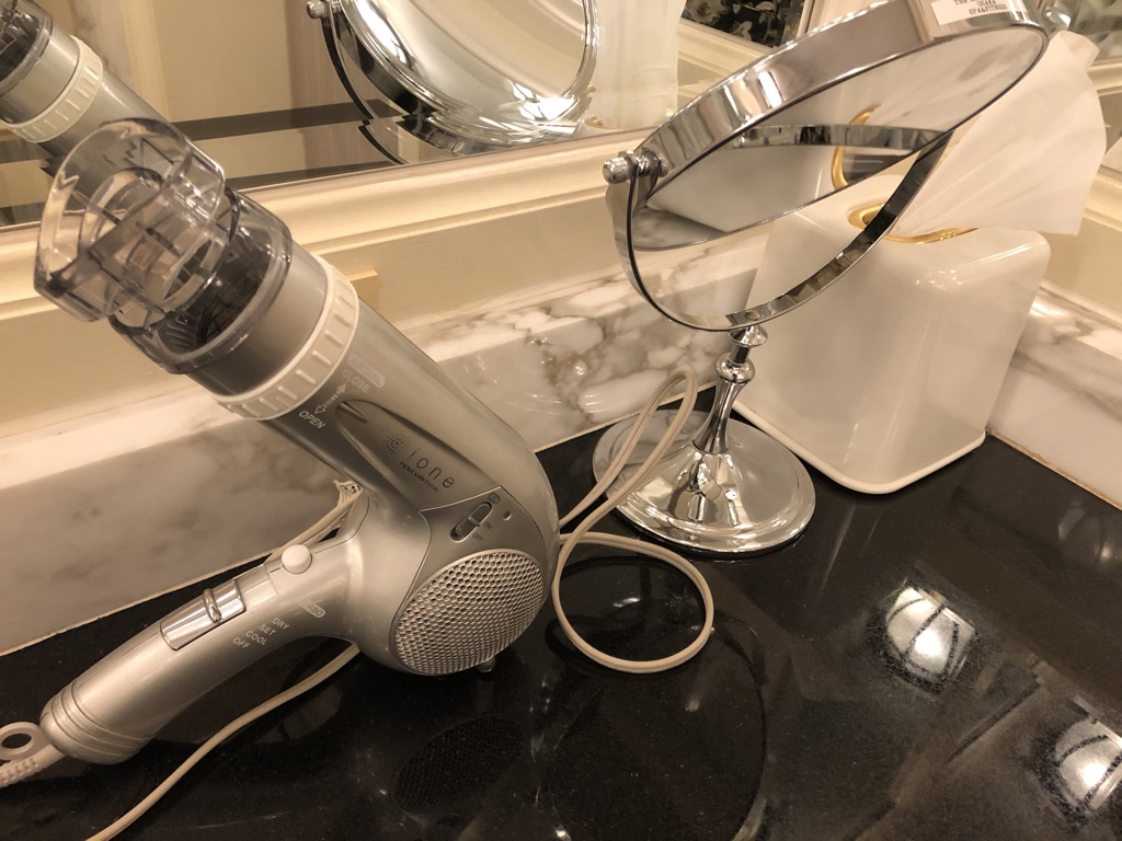 ザ・リッツ・カールトン大阪　クラブスーペリア　宿泊　朝食　ジム　プール　SPGアメックス　特典　無料宿泊　口コミ　レビュー