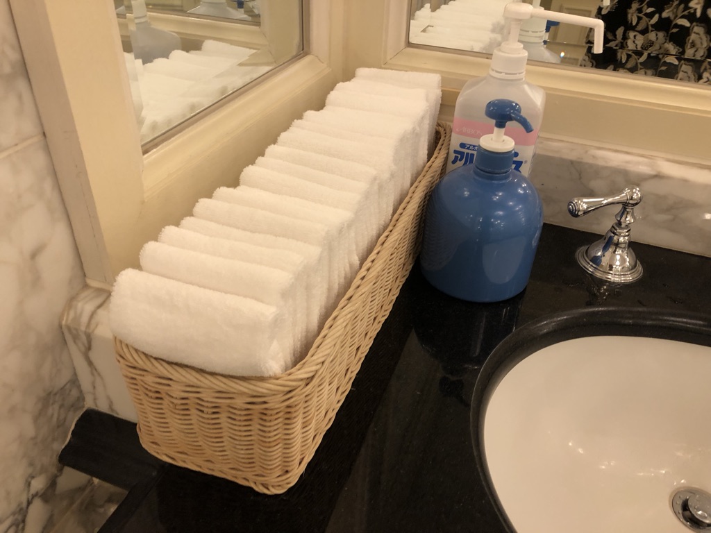 ザ・リッツ・カールトン大阪　クラブスーペリア　宿泊　朝食　ジム　プール　SPGアメックス　特典　無料宿泊　口コミ　レビュー