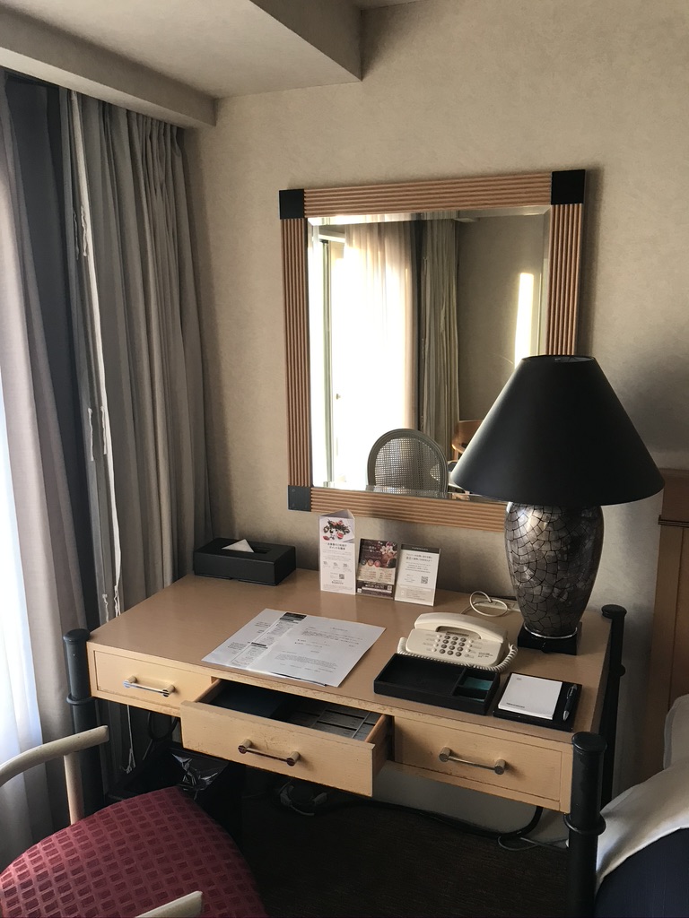 神戸シェラトンホテル＆タワーズ プリファードフロ ア宿泊記 SPGアメックス 朝食　クラブラウンジ　口コミ　レビュー