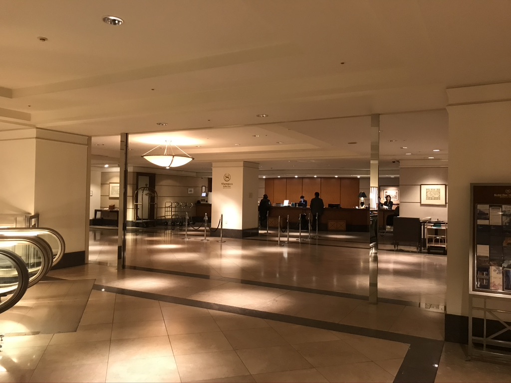 神戸シェラトンホテル＆タワーズ プリファードフロ ア宿泊記 SPGアメックス 朝食　クラブラウンジ　口コミ　レビュー