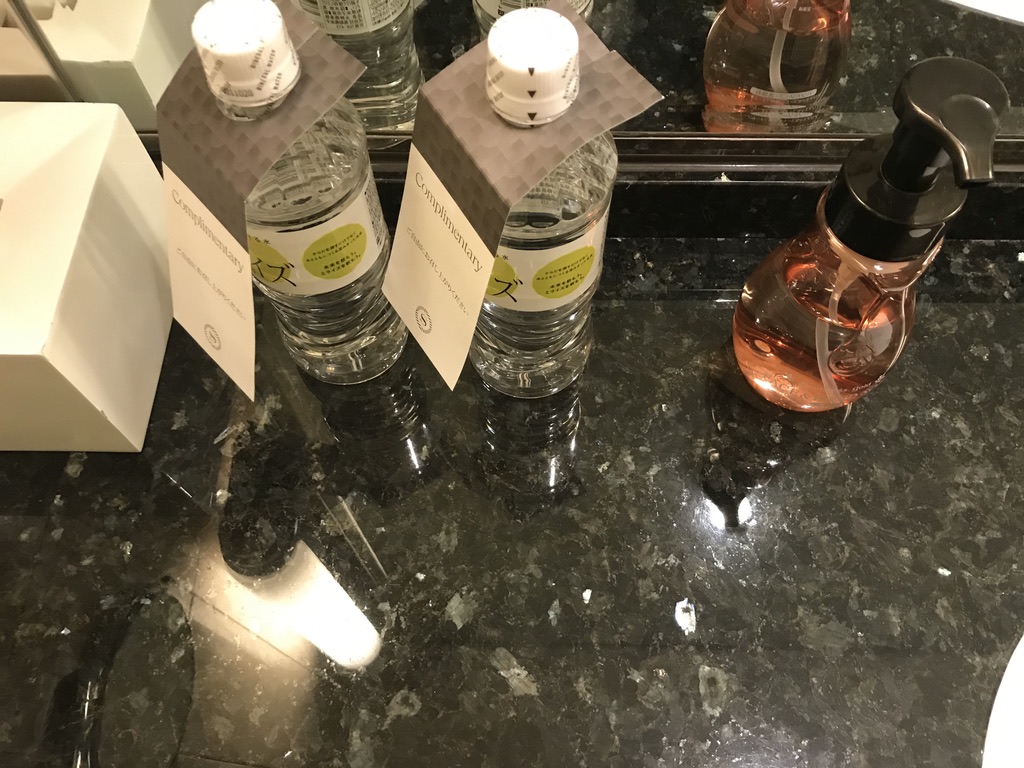 神戸シェラトンホテル＆タワーズ プリファードフロ ア宿泊記 SPGアメックス 朝食　クラブラウンジ　口コミ　レビュー