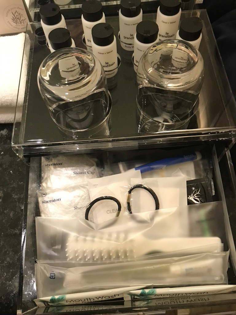 神戸シェラトンホテル＆タワーズ プリファードフロ ア宿泊記 SPGアメックス 朝食　クラブラウンジ　口コミ　レビュー