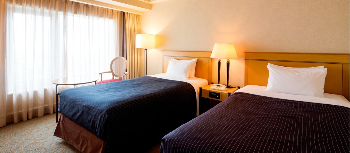 神戸シェラトンホテル＆タワーズ　プリファードフロアデラックスツインルーム　朝食　クラブラウンジ　宿泊記　口コミ　レビュー　SPGアメックス　特典　子供添い寝無料