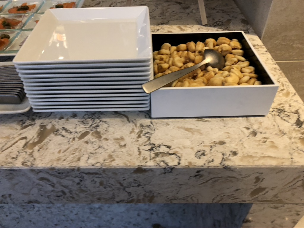 【コートヤード・バイ・マリオット大阪本町】コラボレーションツイン宿泊記☆コートヤード新大阪とコートヤード本町ならどっちがいい?追記:コロナ禍の朝食BOXなど 46 コートヤード・バイ・マリオット大阪本町 コラボレーションツイン 大阪チェンジ 口コミ 宿泊記 コートヤード新大阪 コートヤード本町 どっち