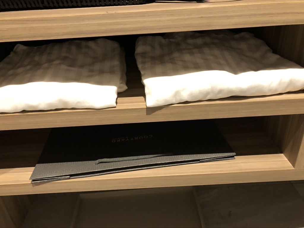 【コートヤード・バイ・マリオット大阪本町】コラボレーションツイン宿泊記☆コートヤード新大阪とコートヤード本町ならどっちがいい?追記:コロナ禍の朝食BOXなど 10 コートヤード・バイ・マリオット大阪本町 コラボレーションツイン 大阪チェンジ 口コミ 宿泊記 コートヤード新大阪 コートヤード本町 どっち