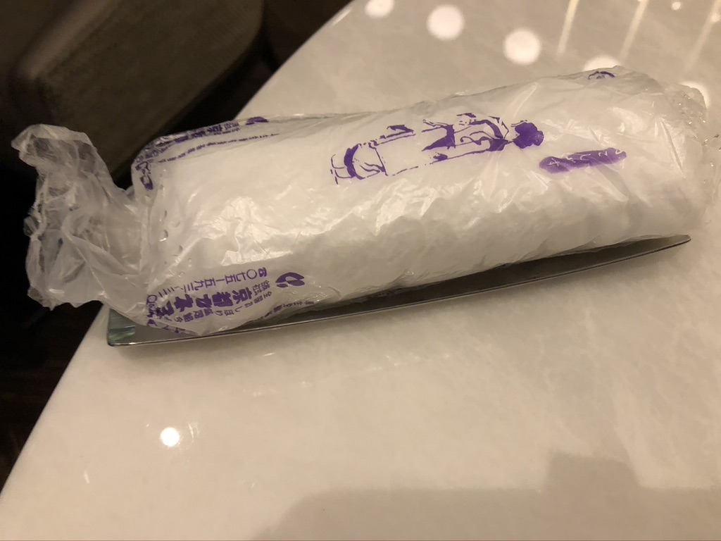 【コートヤード・バイ・マリオット大阪本町】コラボレーションツイン宿泊記☆コートヤード新大阪とコートヤード本町ならどっちがいい?追記:コロナ禍の朝食BOXなど 52 コートヤード・バイ・マリオット大阪本町 コラボレーションツイン 大阪チェンジ 口コミ 宿泊記 コートヤード新大阪 コートヤード本町 どっち