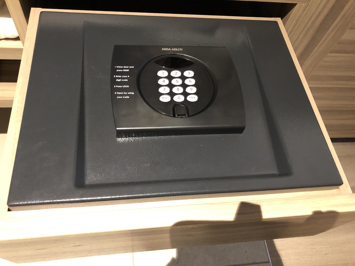 【コートヤード・バイ・マリオット大阪本町】コラボレーションツイン宿泊記☆コートヤード新大阪とコートヤード本町ならどっちがいい?追記:コロナ禍の朝食BOXなど 11 コートヤード・バイ・マリオット大阪本町 コラボレーションツイン 大阪チェンジ 口コミ 宿泊記 コートヤード新大阪 コートヤード本町 どっち