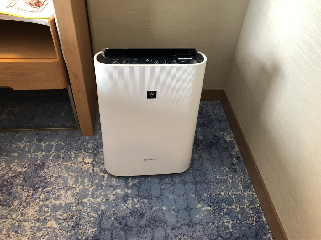 ウェスティン都ホテル京都　ラグジュアリースイート平安京ビュー　SPGアメックス　新型コロナウイルス対策　luxury　suite　COVID-19 ラウンジ　朝食