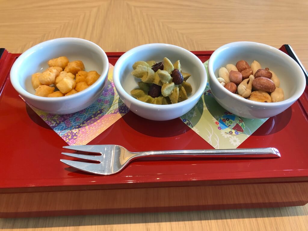 ウェスティン都ホテル京都　ラグジュアリースイート平安京ビュー　SPGアメックス　新型コロナウイルス対策　luxury　suite　COVID-19 ラウンジ　朝食