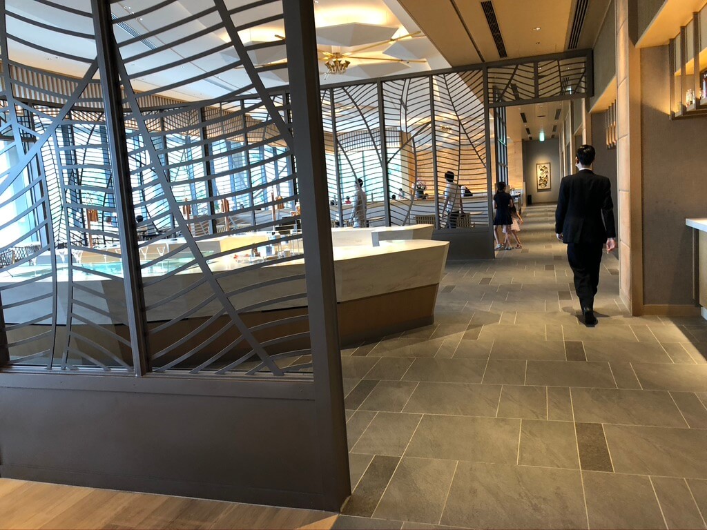 ウェスティン都ホテル京都　ラグジュアリースイート平安京ビュー　SPGアメックス　新型コロナウイルス対策　luxury　suite　COVID-19 ラウンジ　朝食