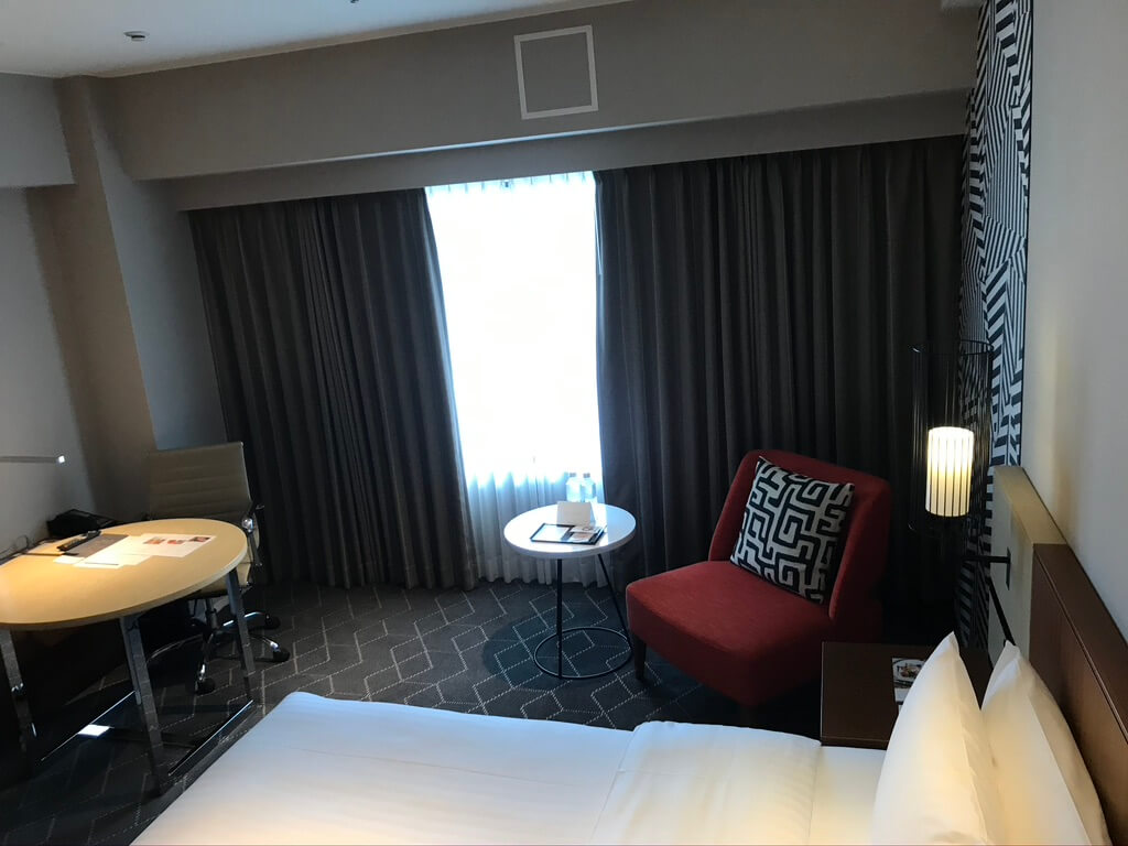 コートヤード・バイ・マリオット新大阪ステーション　Courtyard by Marriott ShinOsaka Station　エグゼクティブフロアデラックスルーム コロナ COVID-19　ラウンジ　朝食