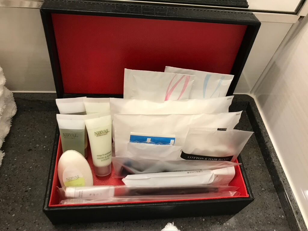 コートヤード・バイ・マリオット新大阪ステーション　Courtyard by Marriott ShinOsaka Station　エグゼクティブフロアデラックスルーム コロナ COVID-19　ラウンジ　朝食