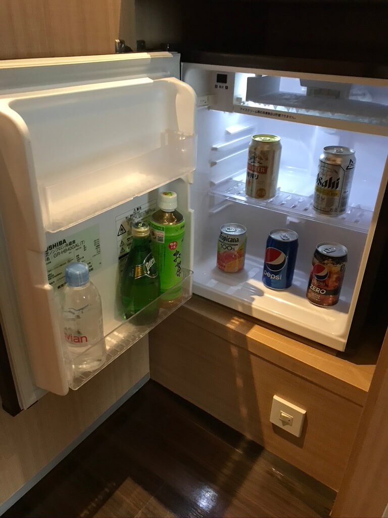 コートヤード・バイ・マリオット新大阪ステーション　Courtyard by Marriott ShinOsaka Station　エグゼクティブフロアデラックスルーム コロナ COVID-19　ラウンジ　朝食