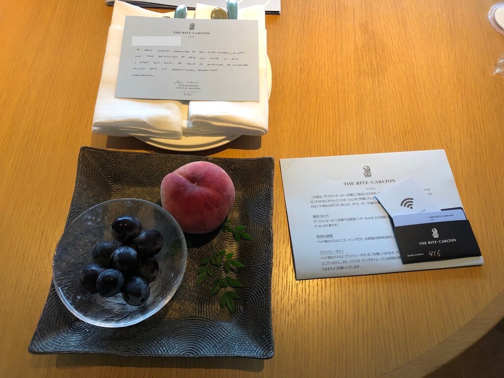リッツカールトン京都　spgamex プラチナ会員　グランドデラックスカモガワリバービュー　朝食　コロナ　covid-19 ritzcarlton-kyoto