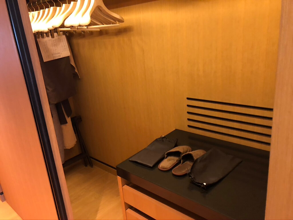 リッツカールトン京都　spgamex プラチナ会員　グランドデラックスカモガワリバービュー　朝食　コロナ　covid-19 ritzcarlton-kyoto