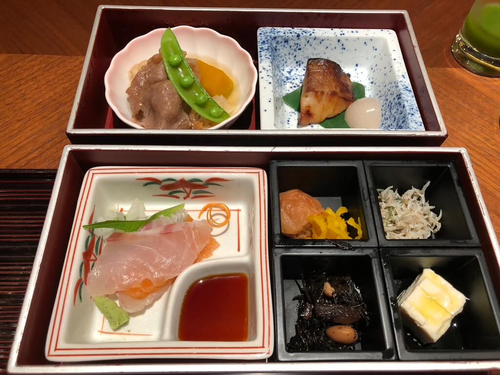 リッツカールトン京都　spgamex プラチナ会員　グランドデラックスカモガワリバービュー　朝食　コロナ　covid-19 ritzcarlton-kyoto