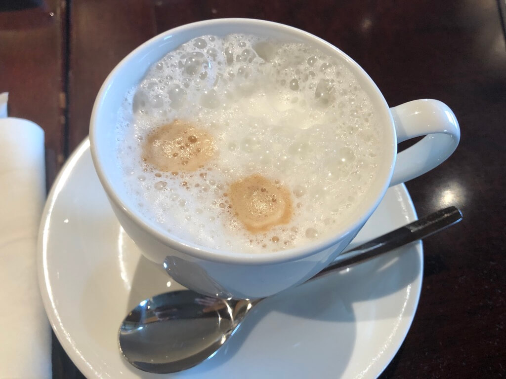 シェラトン都ホテル大阪　シェラトンジュニアスイート　spgamex 特典　プラチナ　朝食　ラウンジ　コロナ