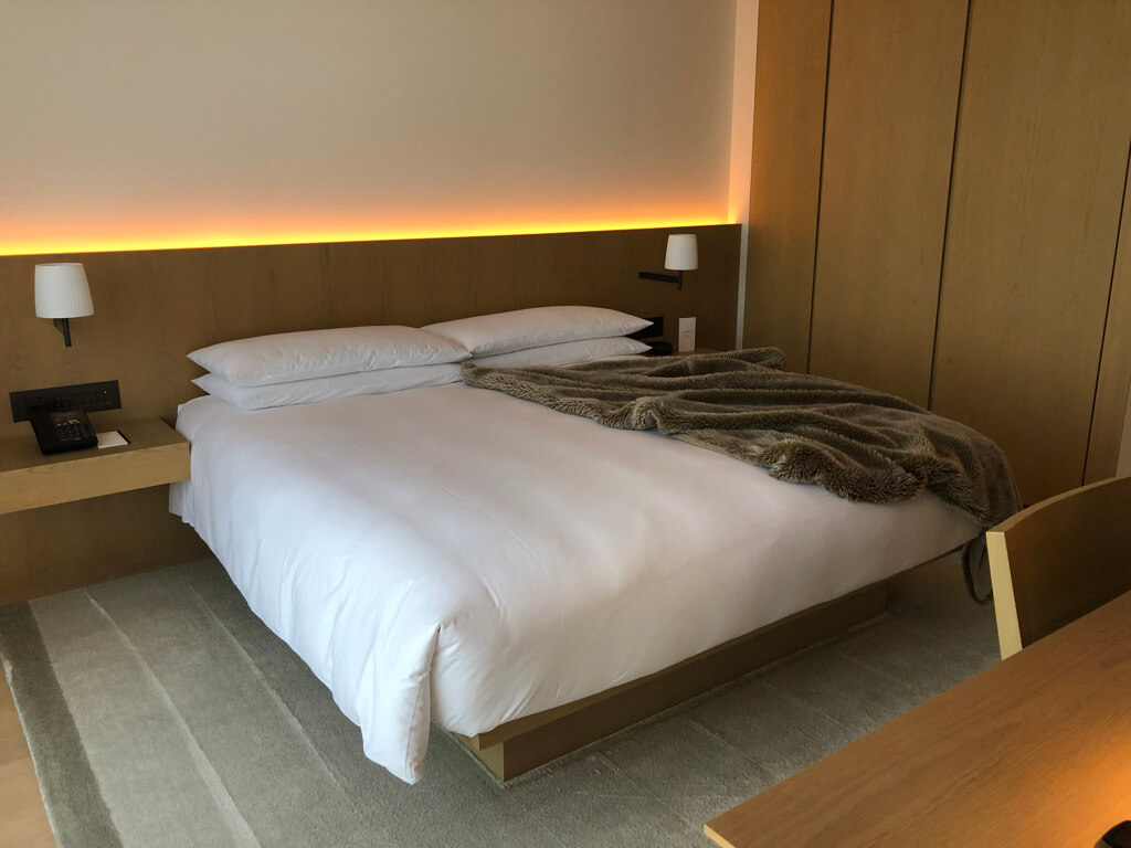 東京エディション虎ノ門　スイート　宿泊記　ブログ　アクセス　朝食　プール　ジム　マリオット特典　マリオットボンヴォイアメックス　紹介