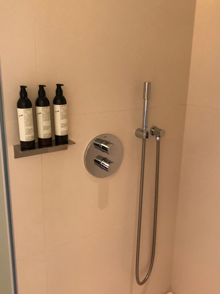 東京エディション虎ノ門　スイート　宿泊記　ブログ　アクセス　朝食　プール　ジム　マリオット特典　マリオットボンヴォイアメックス　紹介