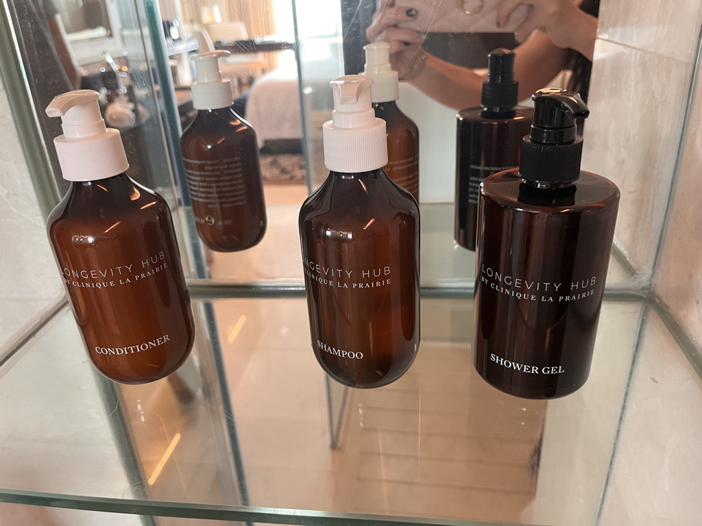 セントレジスバンコク　宿泊記　送迎　アクセス　朝食　プール　ジム　サウナ　子供添い寝年齢　マリオットボンヴォイアメックス　プラチナ特典