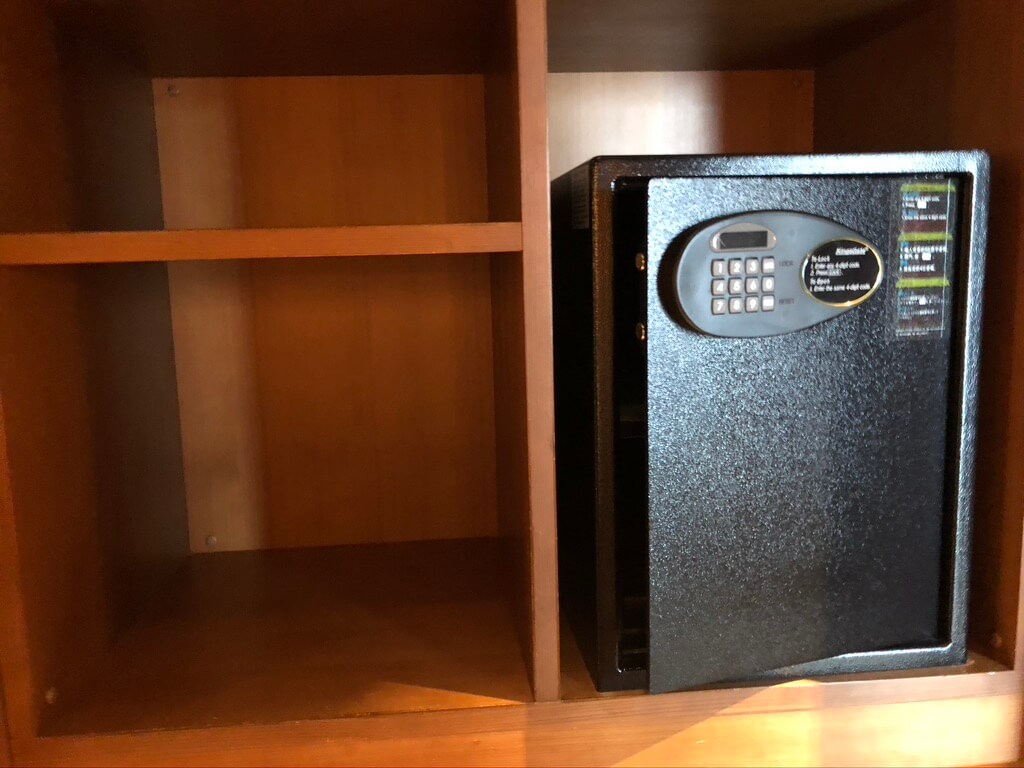 セントレジス大阪　グランドデラックススイート　宿泊記　バトラー　サービス　spgamex プラチナ特典　フィットネスジム　コロナ感染対策　COVID-19 GoTo　トラベルクーポン　GoToトラベル割引　地域共通クーポン　セントレジスバー