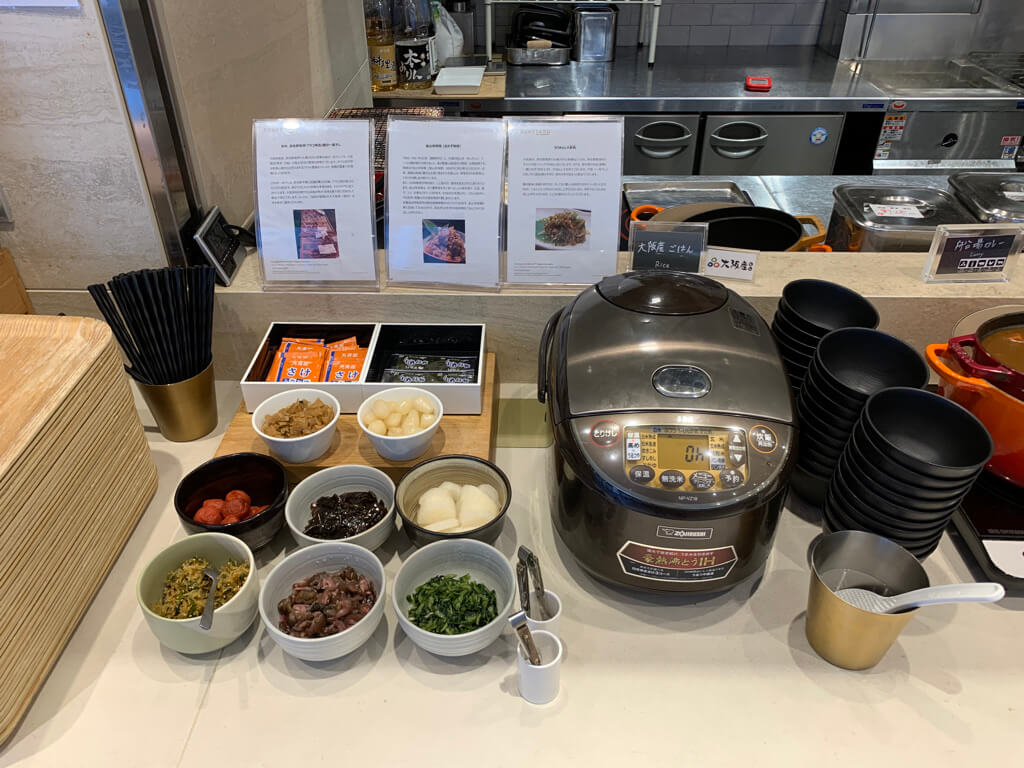 コートヤード・バイ・マリオット大阪本町　宿泊記　朝食　ハッピーアワー　カクテルタイム　アップグレード　プラチナ特典　エコキャンペーン　SPGアメックス　紹介