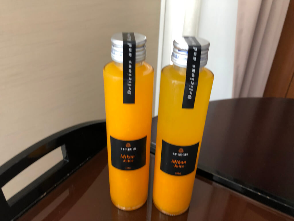 セントレジス大阪　ブログ　　宿泊記　子供添い寝　朝食　アクセス　駐車場　タイタニックオムレツ　プラチナ特典　バトラーサービス　マリオットボンヴォイアメックス　紹介　アメニティ