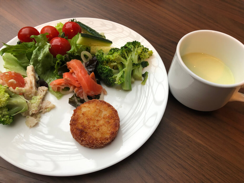 ウェスティンルスツ子連れ宿泊記☆遊び尽くせるコンプリホテルで札幌、積丹、余市観光にも重宝!5連泊で超お得になる方法とは? 184 ウェスティンルスツ 宿泊記 ブログ 子連れ添い寝無料 朝食 ラウンジ アクティビティ 花火 マリオットボンヴォイアメックス紹介 プラチナ特典 温泉