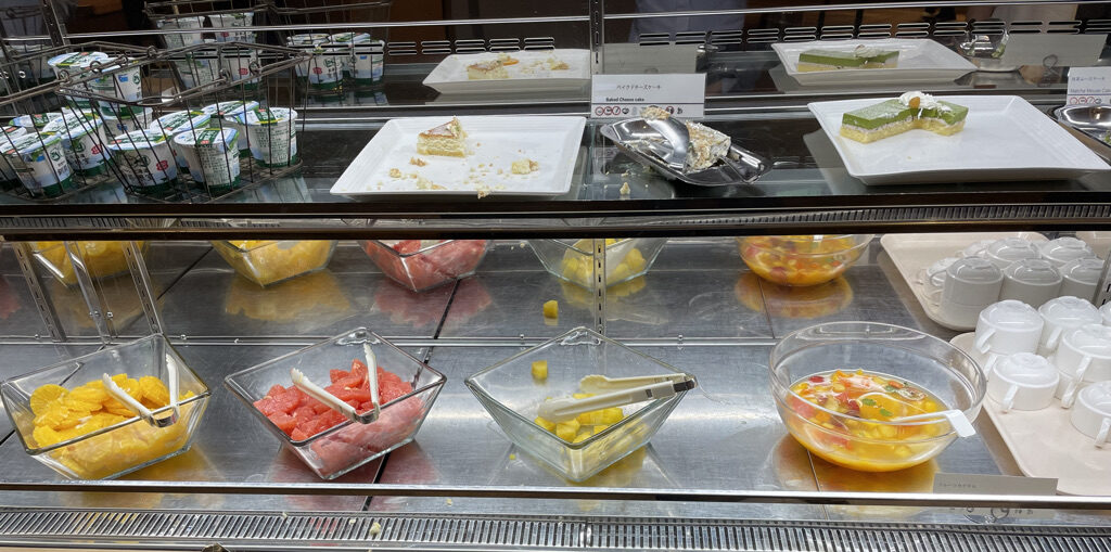 シェラトングランデ東京ベイ☆クラブラウンジのカクテルタイムがディナービュッフェすぎて美味しく腹パン 24 シェラトングランデ東京ベイ クラブラウンジ カクテルタイム