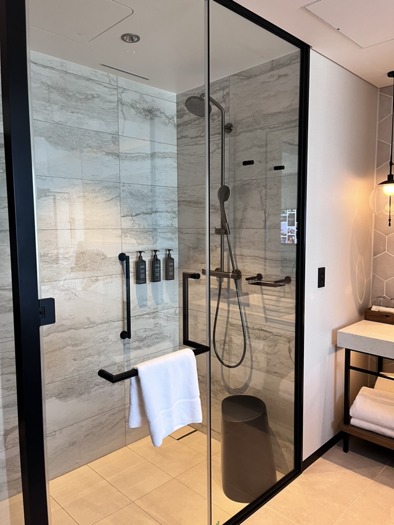 シェラトン鹿児島　宿泊記　部屋　温泉　ジム　無料シャトルバス