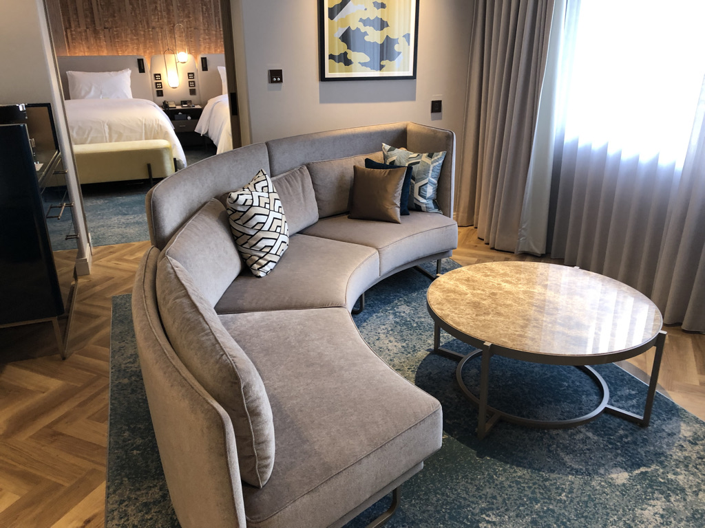 ウェスティン都ホテル京都　子連れ　宿泊記　ブログ　2ベッドルームスイート 1キングベッド＆2シングルベッド　子供添い寝　ジム　プール　温泉　朝食　クラブラウンジ　spgアメックス紹介　プラチナ特典　アメニティ