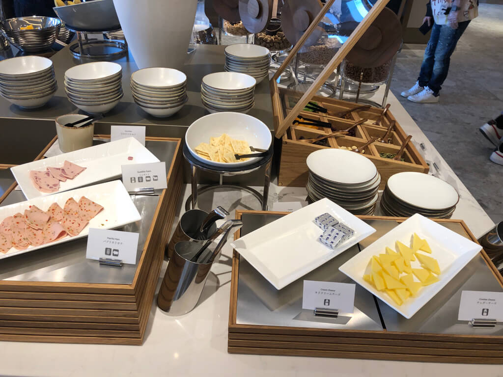 コートヤード・バイ・マリオット名古屋　宿泊記 ブログ　開業日　朝食　コインランドリー　フィットネスジム　ラウンジ　プラチナ特典　マリオットボンヴォイアメックスプレミアム紹介　アクセス